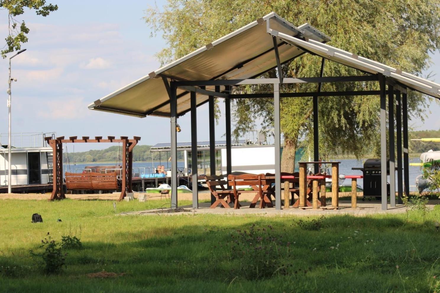 Osrodek Wypoczynkowy "Marina Rozbejko" Villa Mysliborz Ngoại thất bức ảnh